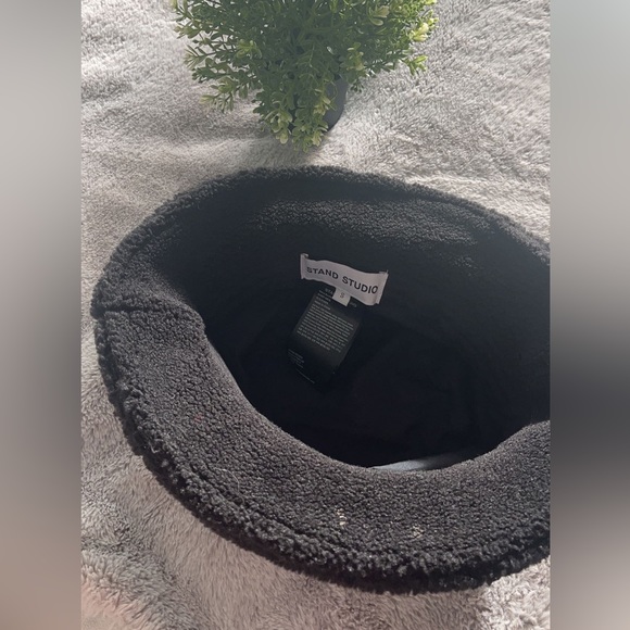 Stand Studio Winter Black Bucket Hat - Picture 3 of 3